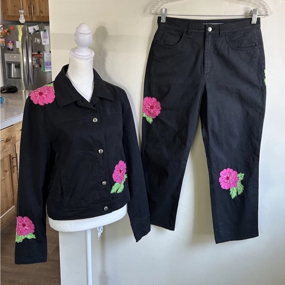 Vintage ESCADA Floral Embroidered Beaded Black Jacket + straight leg Pant SET 34